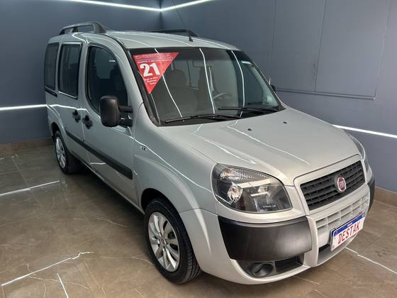 FIAT DOBLÒ 1.8 MPI ESSENCE 7L 16V FLEX 4P MANUAL FIAT DOBLÒ 1.8 MPI ESSENCE 7L 16V FLEX 4P MANUAL